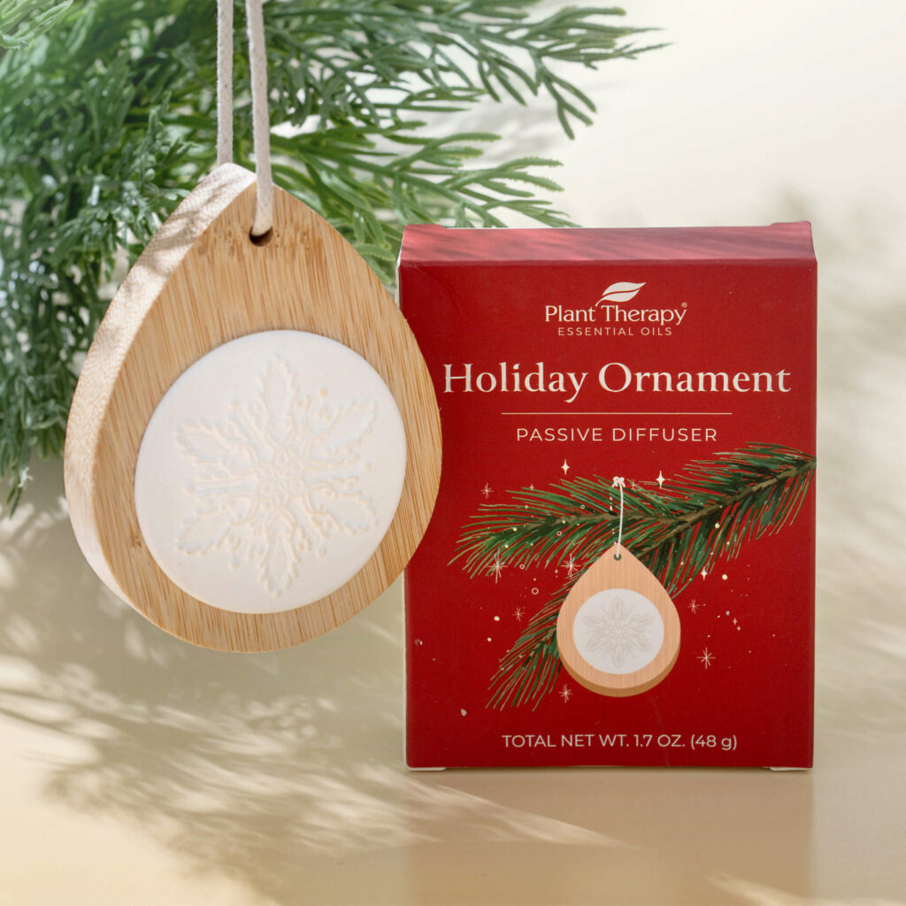 Holiday ornament Diffuser Lifestyle 01 scaled