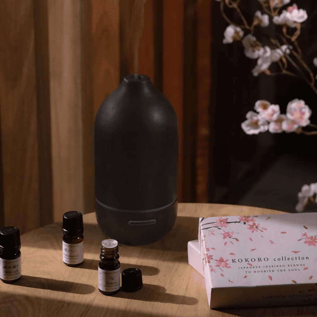 Kokorokitwithoilsout cherryblossomsSQR 1080x