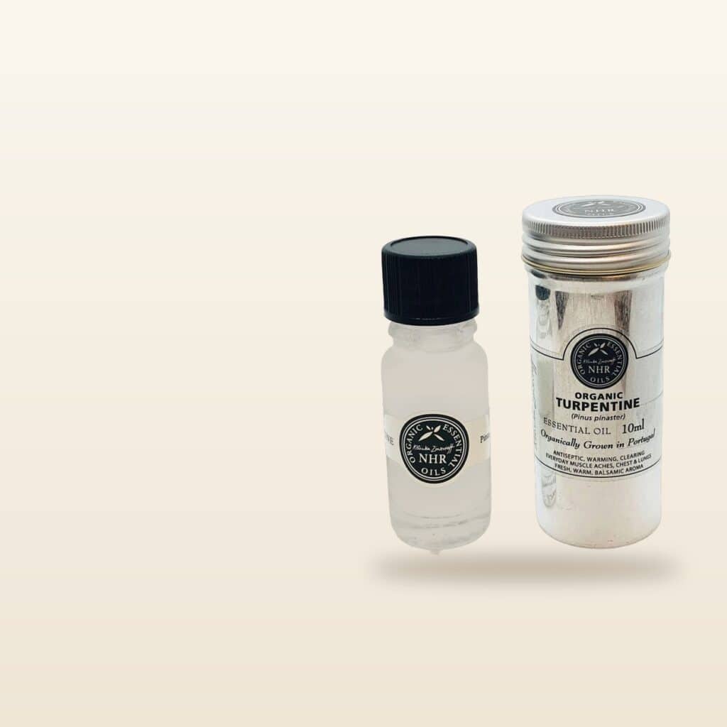 NHR 濱海松樹脂精油的透明玻璃瓶與鋁製保護罐